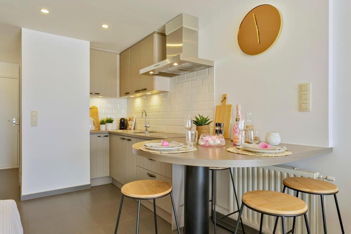 Huswell - Studio With Great Sea View On Terrace 克诺克－海斯特 外观 照片